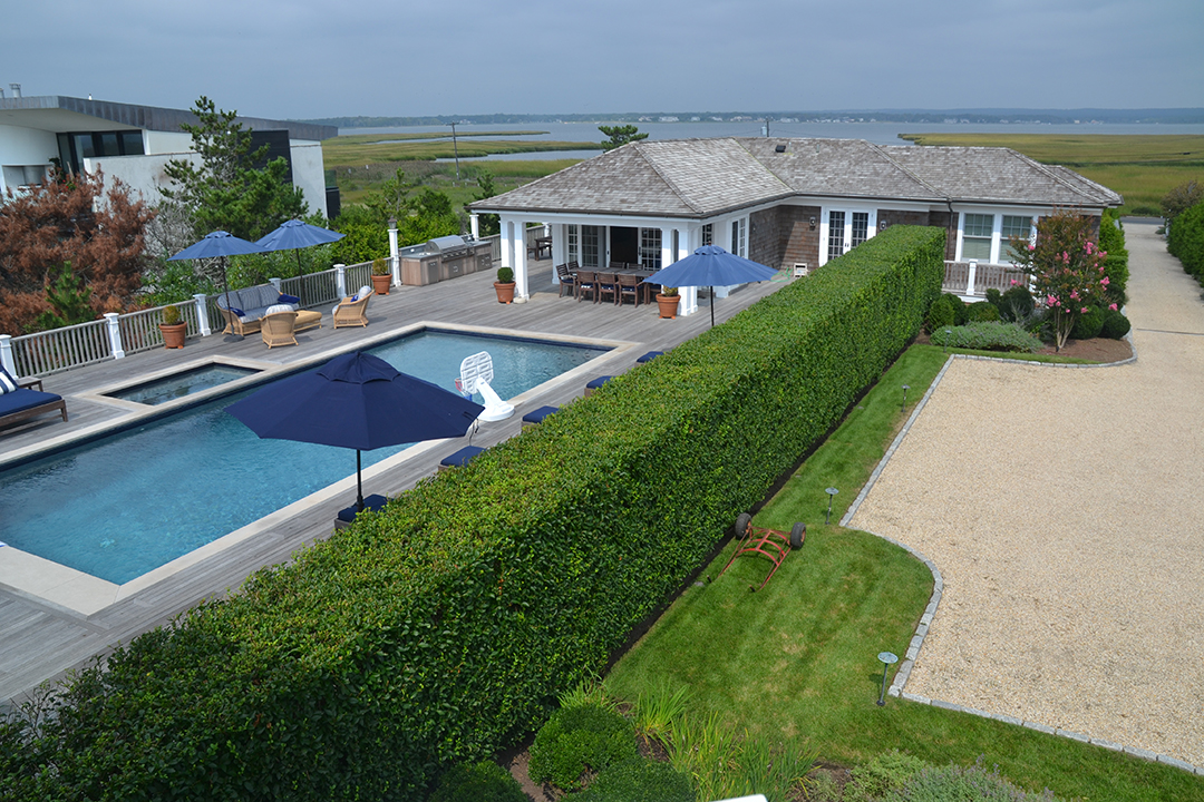 This 20 Million Beach House Is The Epitome Of Hamptons Luxury Entertainmenthouse, Gym, Drlr,kitchen