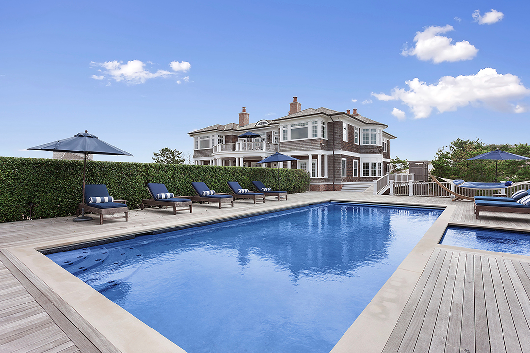 This 20 Million Beach House Is The Epitome Of Hamptons Luxury Pool
