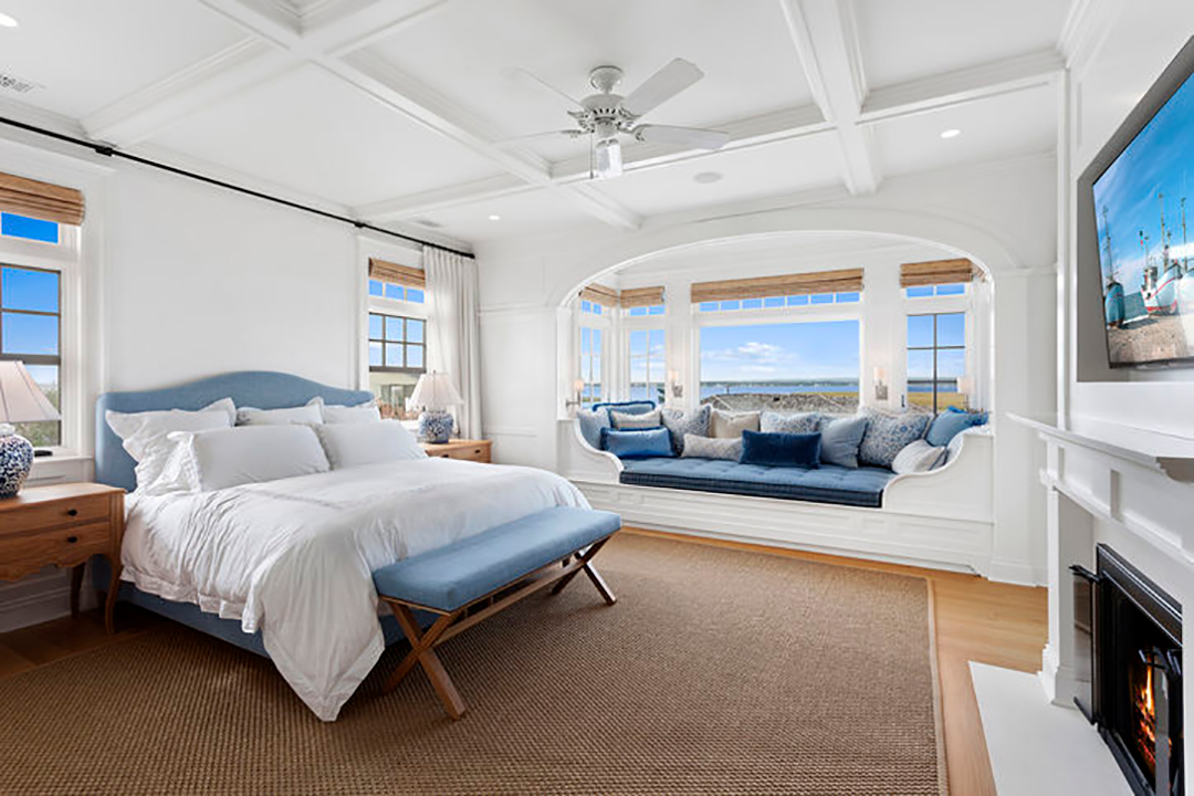 This 20 Million Beach House Is The Epitome Of Hamptons Luxury Bedroom
