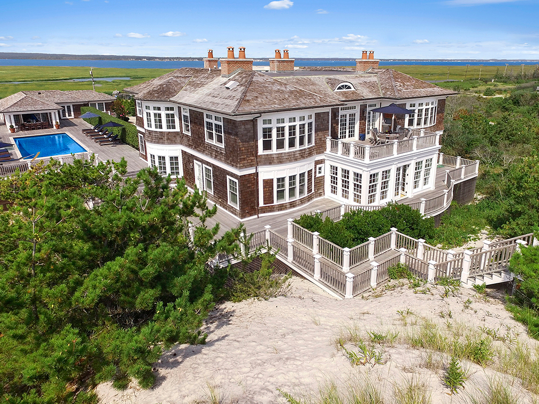 This 20 Million Beach House Is The Epitome Of Hamptons Luxury Dunes