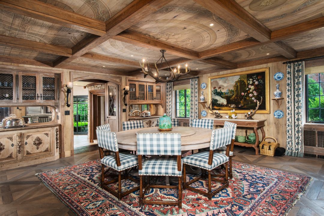 Tommy Hilfiger Greenwich Estate Dining