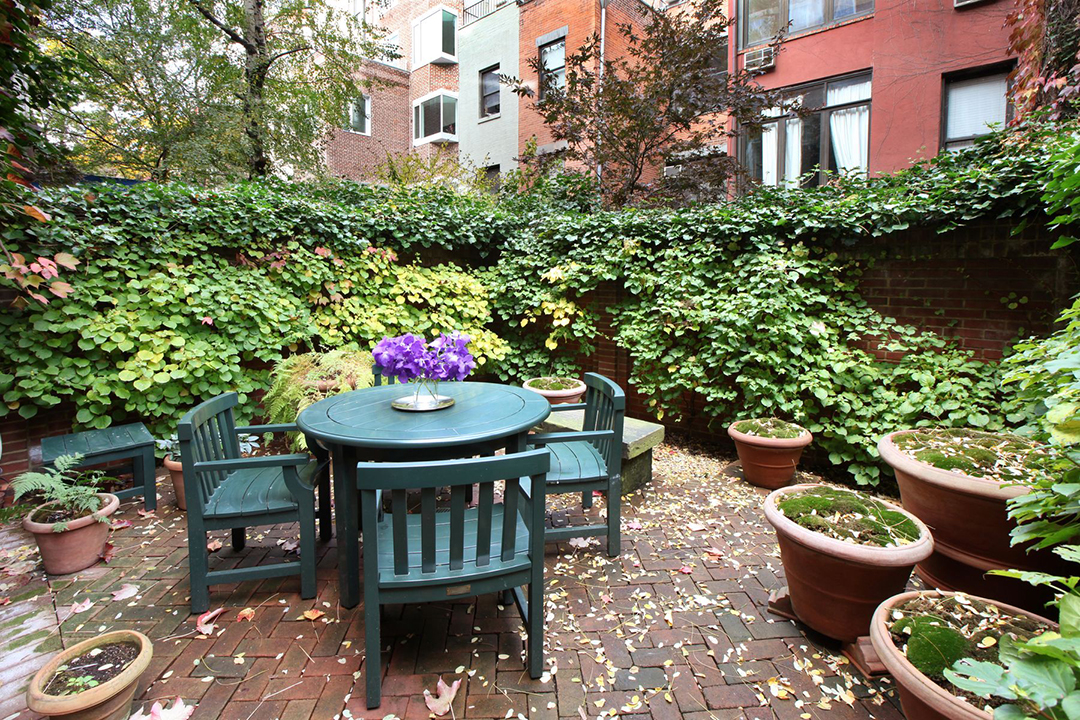 Upper West Side Brownstone On A Storied Block Asks 16 5m Garden