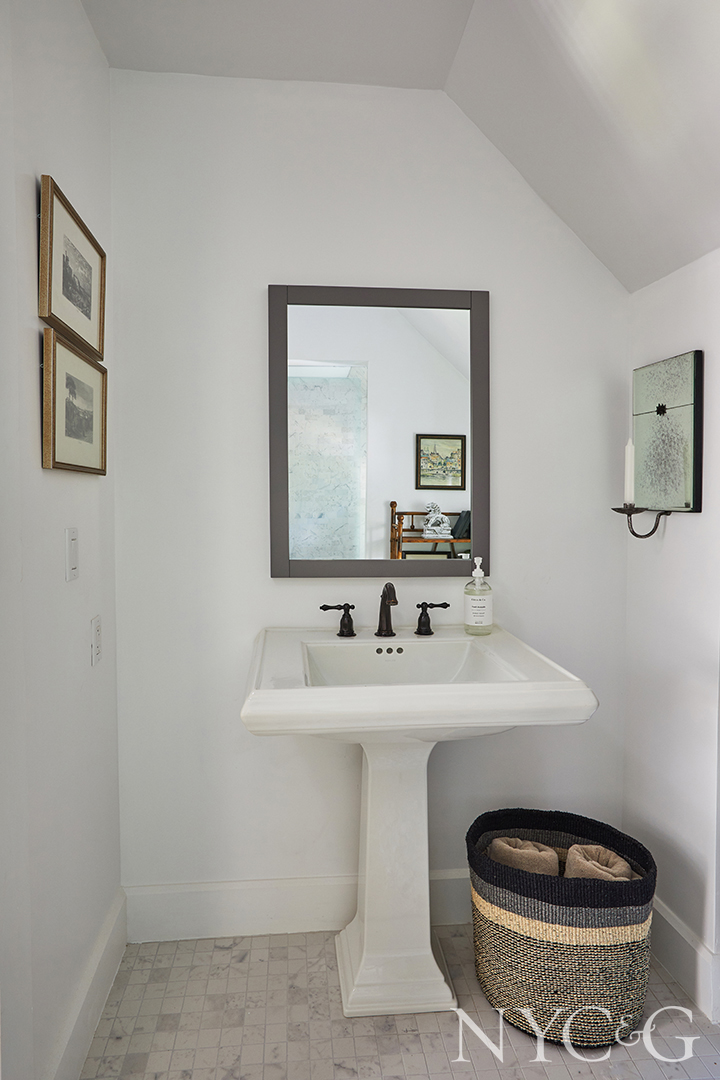 Nyc&g Kate Singer Hall Bath