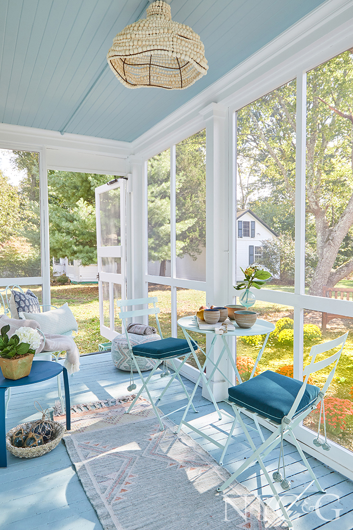 Nyc&g Sea Green Porch