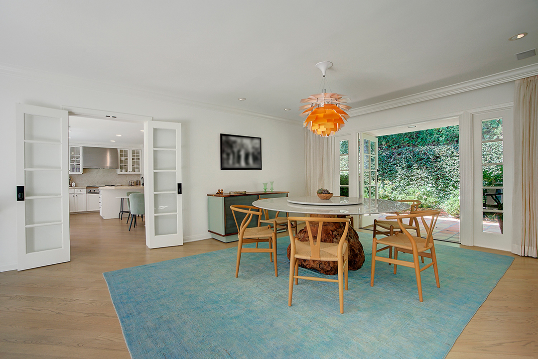 Katy Perry Lists Charming And Ultra Private Beverly Hills Home Dining