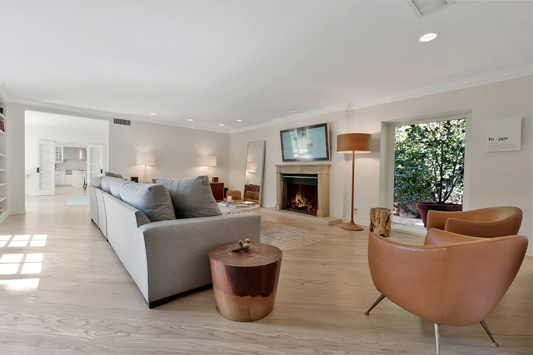 Katy Perry Lists Charming And Ultra Private Beverly Hills Home Living Room
