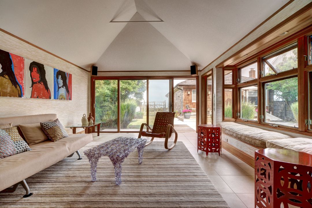 Kim Cattrall East Hampton Studio Interior