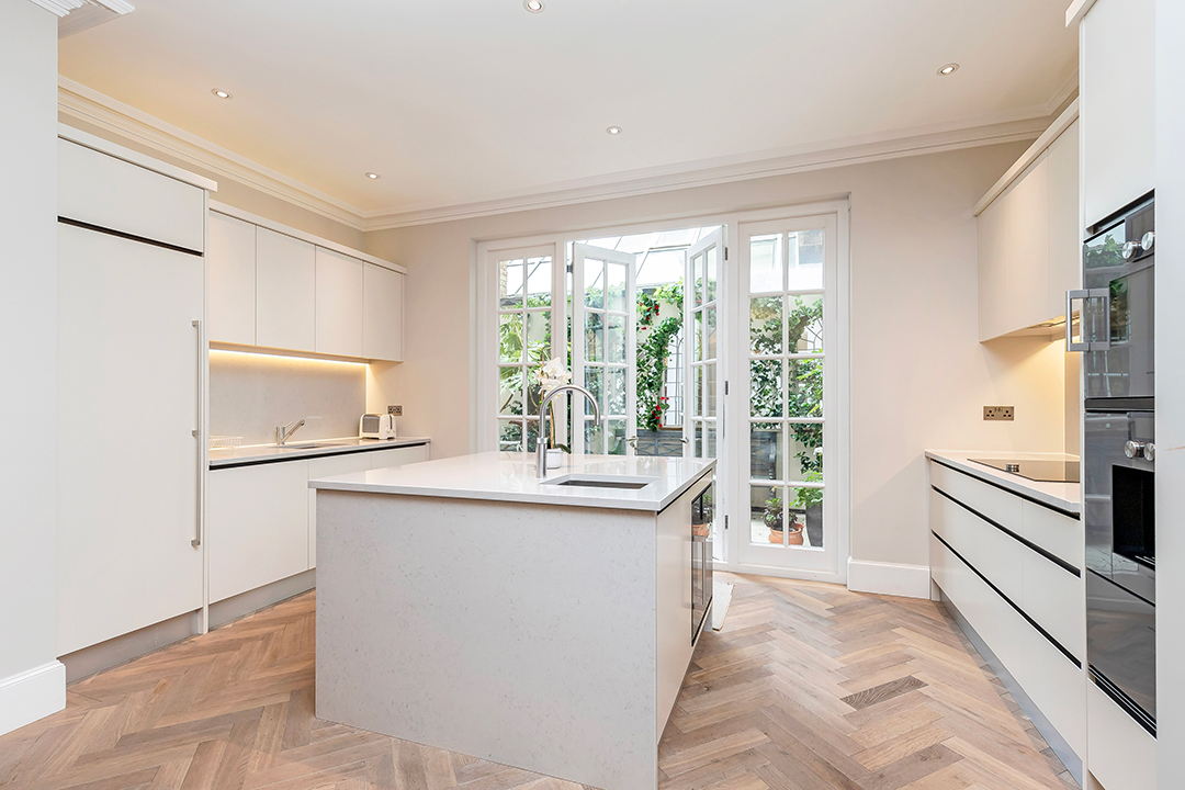 London Mansion Where Fred Astaire Once Lived Lists For 12 4m Kitchen