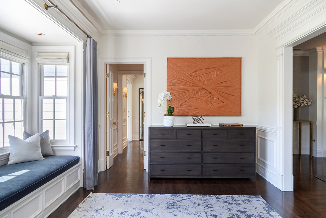 Mila Kunis And Ashton Kutcher Lists East Coast Style Hidden Hills Home Den