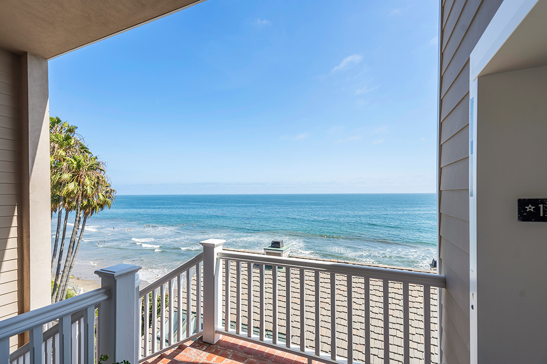 Modern Family Creator Steven Levitan Seeks 16m For Malibu Haven Deck