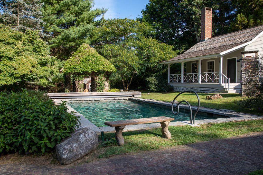 Morley Safer 60 Minutes Cheshire Ct Pool