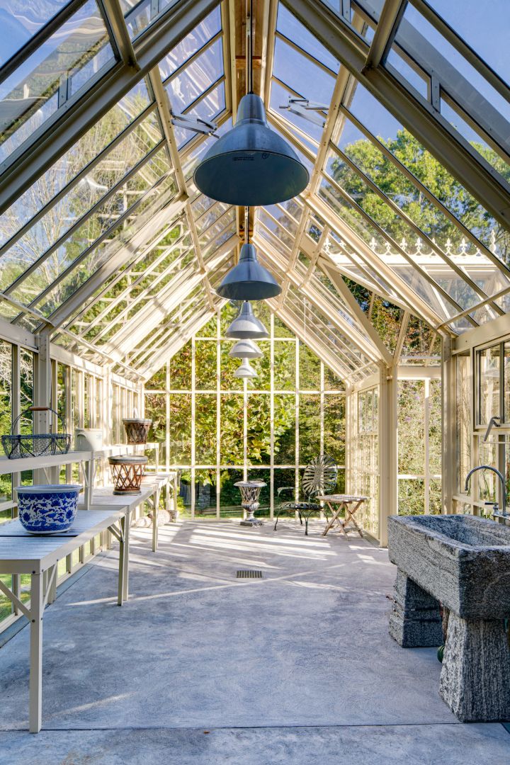 Morley Safer 60 Minutes Cheshire Ct Greenhouse II