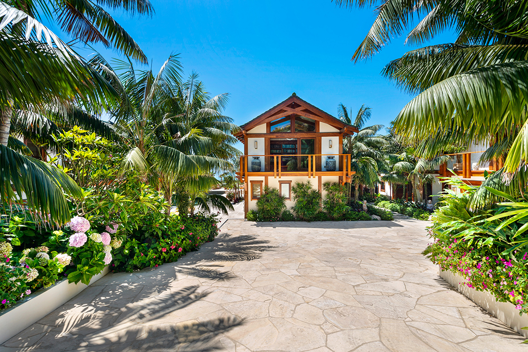 Pierce Brosnan Lists Thai Inspired Malibu Beach House For 100m Guesthouse