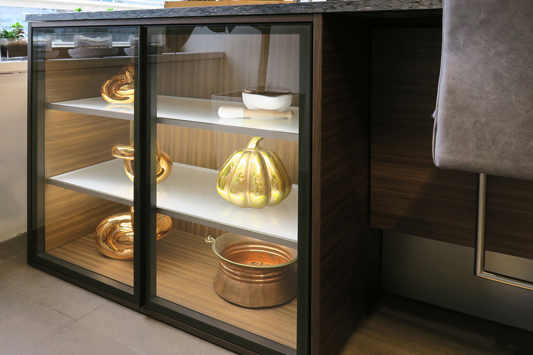 Precision Meets Fashion In These Glamorous Glass Doors Eggersmann Cabinets Styled