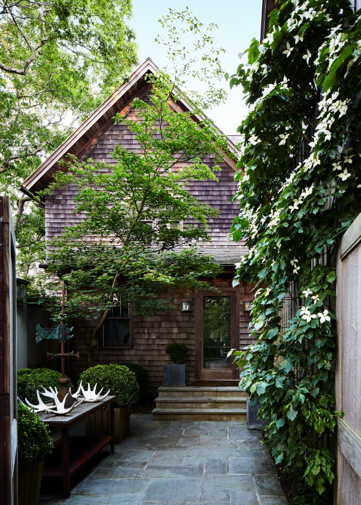 Robert Stillin Frank Greenwald East Hampton Exterior