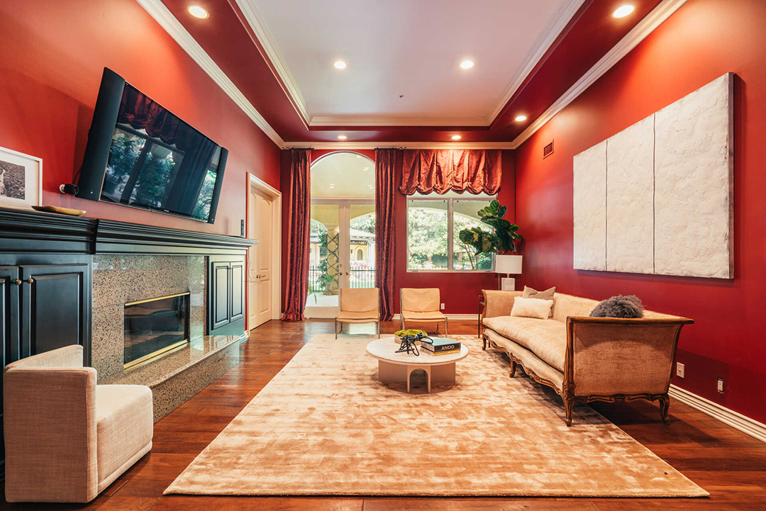 Rockstar Nikki Sixx Lists Bold Yet Serene Mediterranean Mansion For 5 6m Den