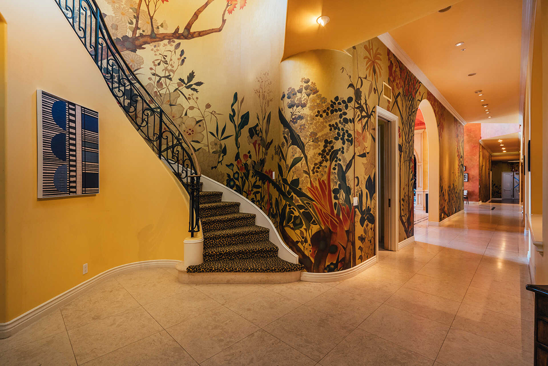 Rockstar Nikki Sixx Lists Bold Yet Serene Mediterranean Mansion For 5 6m Stairs