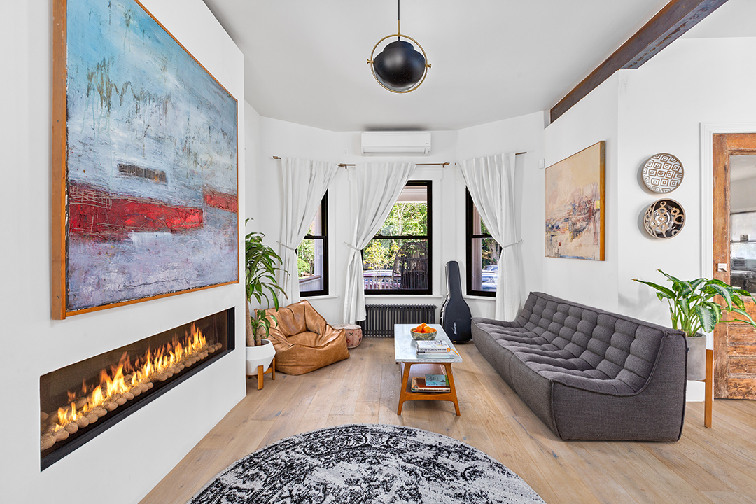 Step Inside An Eclectic And Airy Brooklyn Home Listed For 3 2m Fire