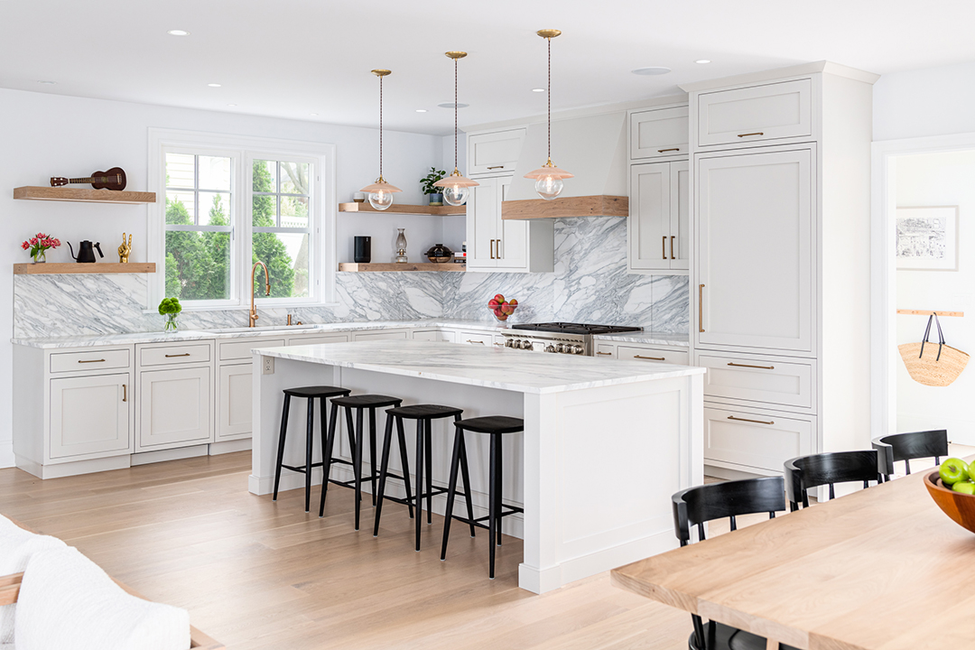 A Rowayton Home Balances Natural Elegance and Chic Trends