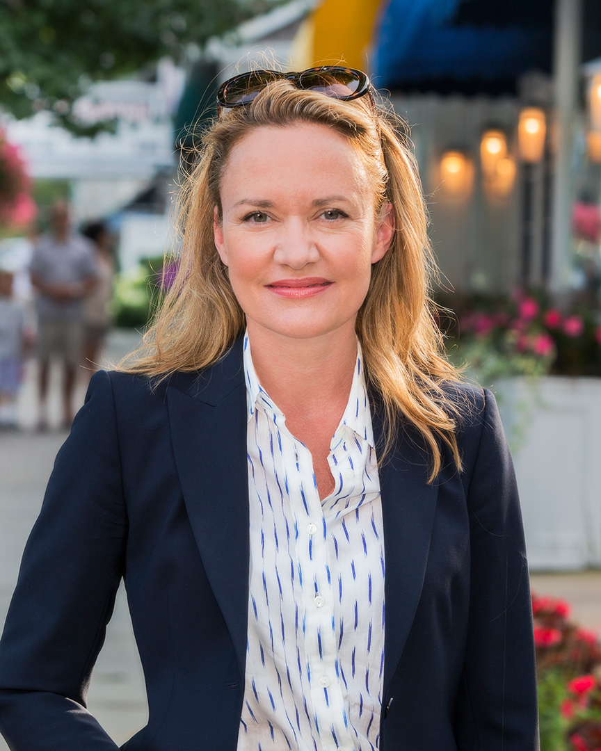 Ballerina Turned Broker Get To Know Deirdre Devita Headshot