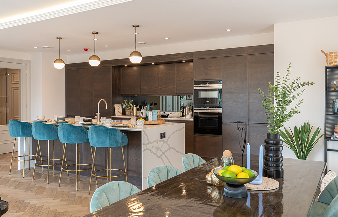 Crown Connections Country Manor Queen Elizabeth I Visited Offers 25 Luxury Apartments Kitchen B