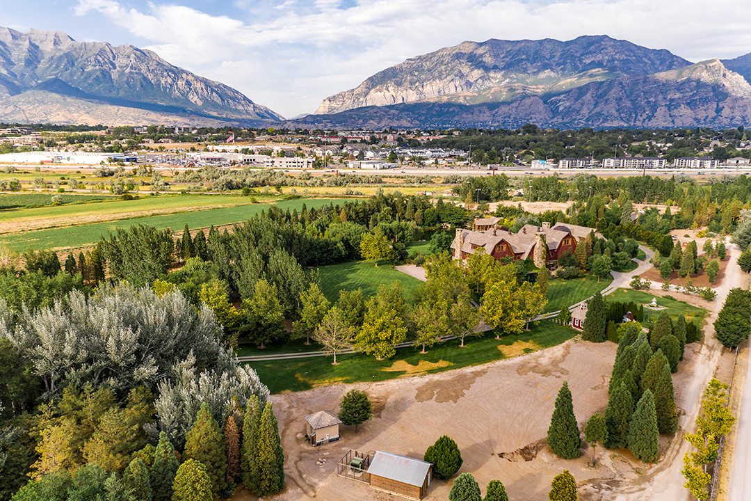 Explore A 25m Utah Retreat On 20 Breathtaking Acres Aerial B
