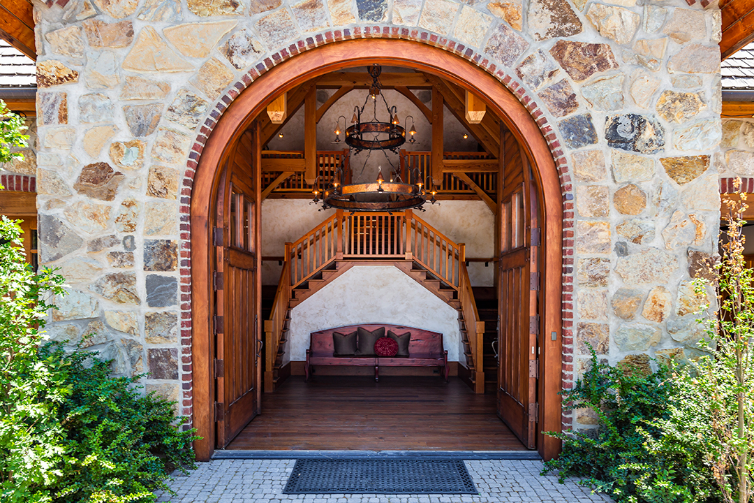 Explore A 25m Utah Retreat On 20 Breathtaking Acres Entrance