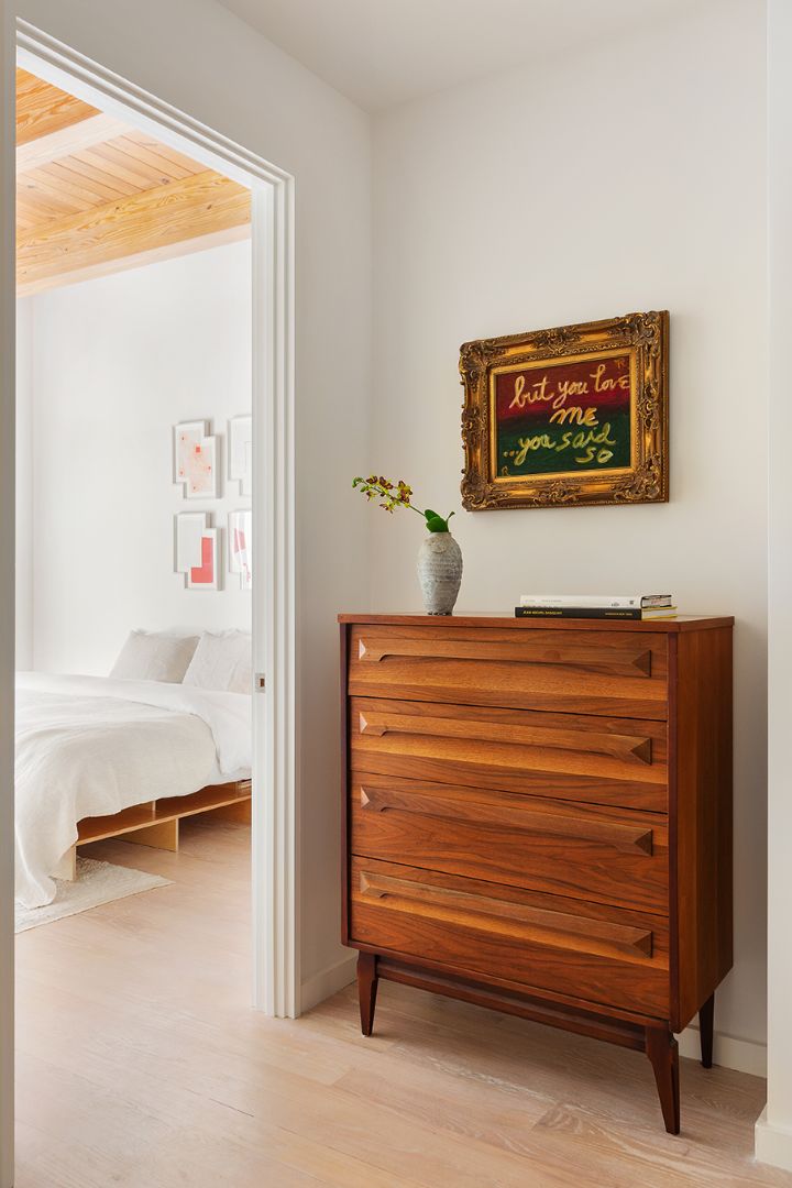 Katrin Thormann Baxter Street Soho Nolita Bedroom Vestibule