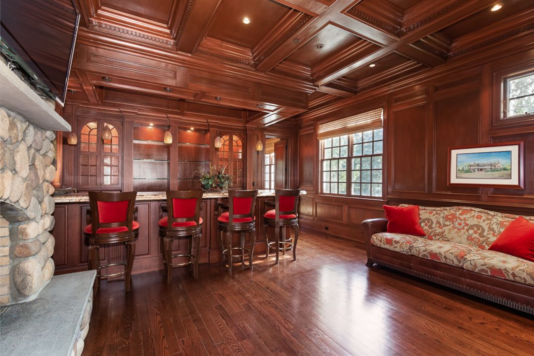 Mariano Rivera Yankees Rye Westchester Home Bar