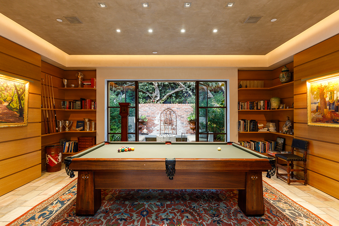 Masterful Tuscan Style Villa With Modern Twists Lists Asks 20m In Beverly Hills Billiards