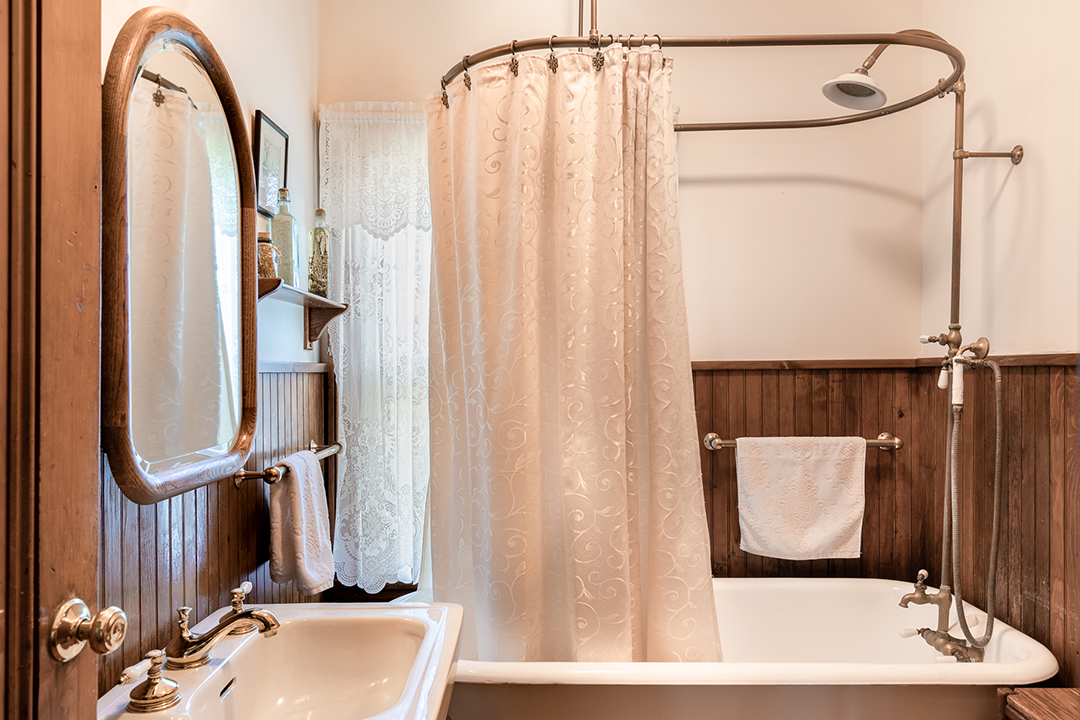 Rare Stanford White Designed Home Hits The Market In Piermont Ny Bath