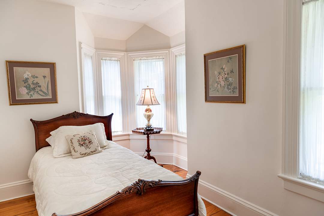 Rare Stanford White Designed Home Hits The Market In Piermont Ny Bedroom