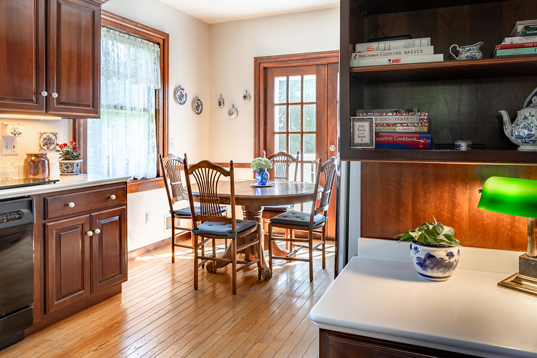 Rare Stanford White Designed Home Hits The Market In Piermont Ny Breakfast Room