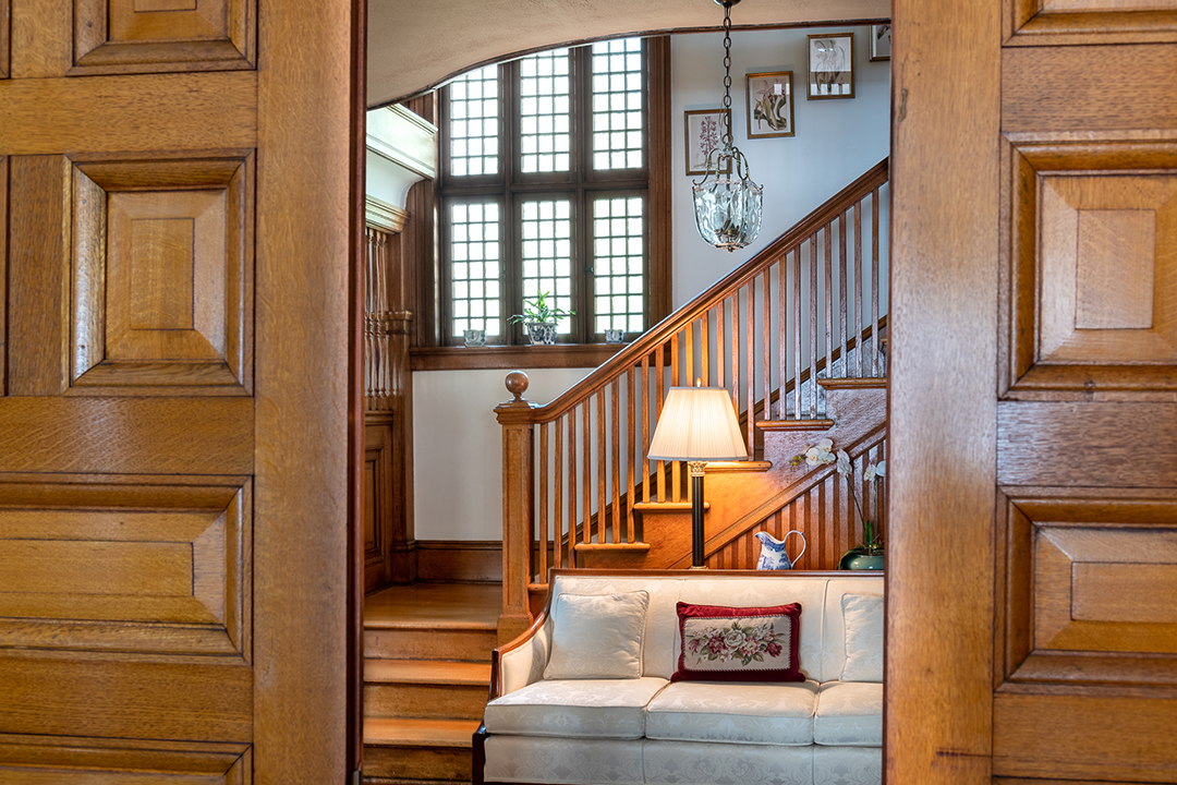 Rare Stanford White Designed Home Hits The Market In Piermont Ny Stairs