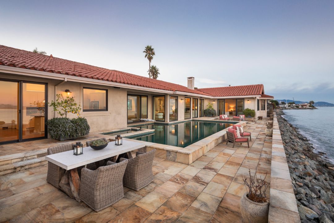 Robin Williams Bay Area Home Outdoor Dining