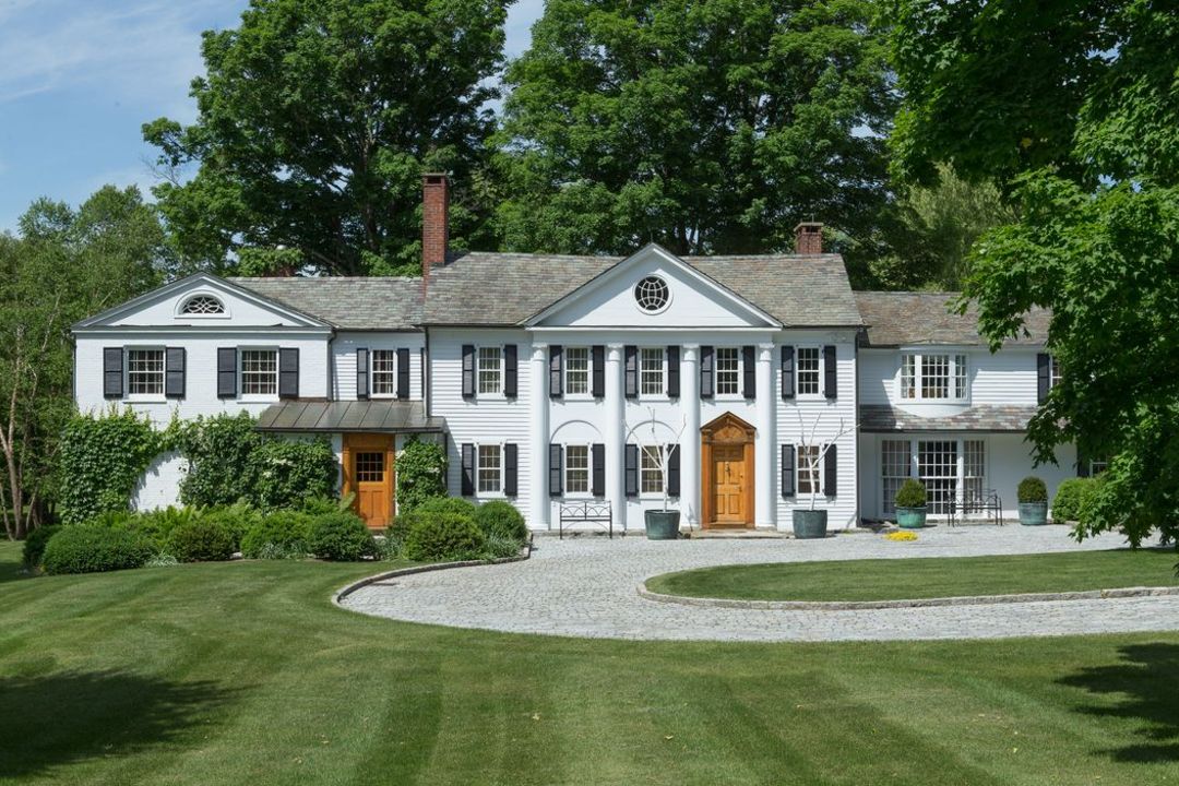 Sharon Ny English Country Estate Front