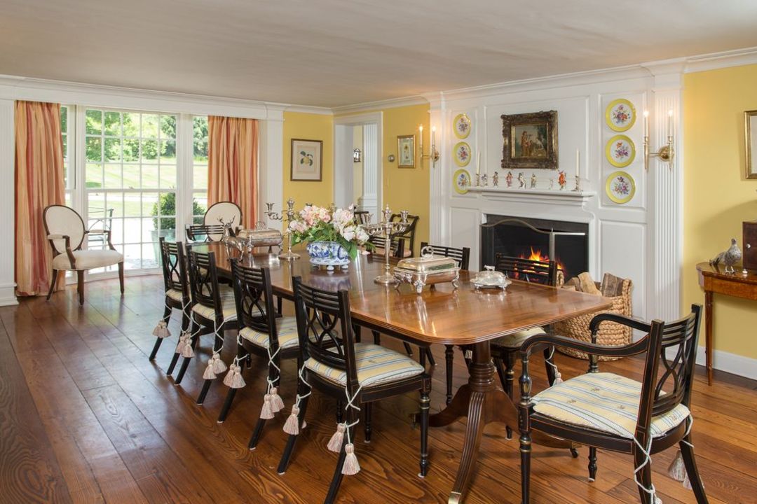Sharon Ny English Country Estate Dining Room