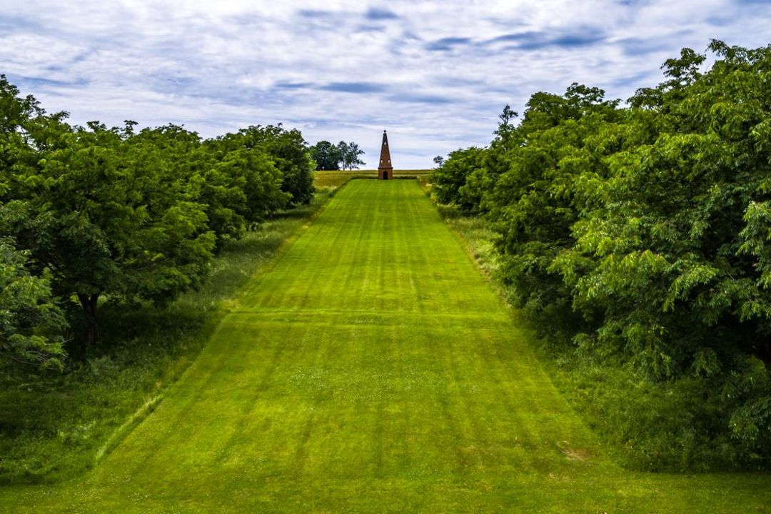 Sharon Ny English Country Estate Lawns