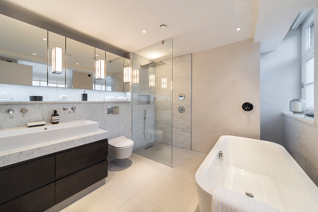 Singer Ellie Goulding Puts Contemporary Stunner On The Market Bathroom C