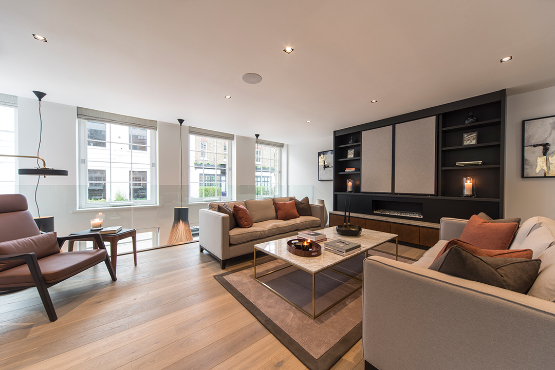 Singer Ellie Goulding Puts Contemporary Stunner On The Market Living Room