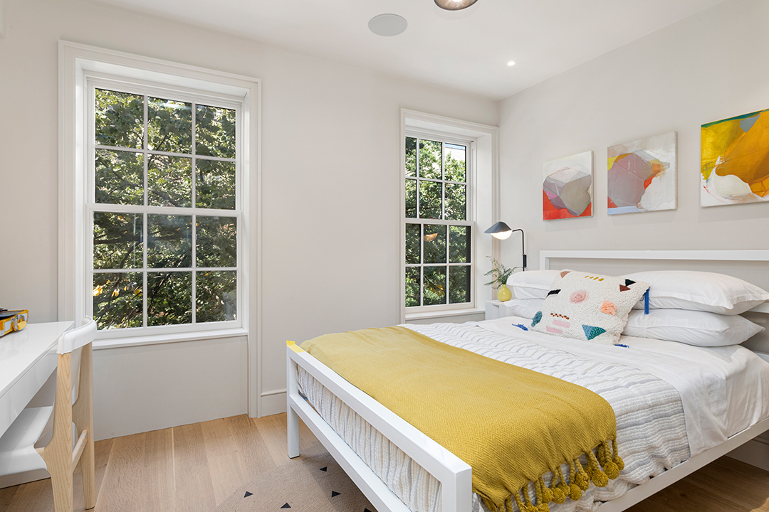 Step Inside A Historic Yet Contemporary West Village Townhouse Seeking 16 5m Bedroom B