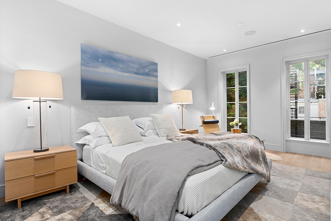 Step Inside A Historic Yet Contemporary West Village Townhouse Seeking 16 5m Master Bedroom