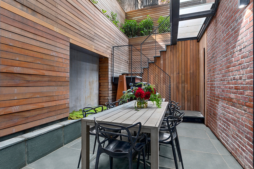 Step Inside A Historic Yet Contemporary West Village Townhouse Seeking 16 5m Outdoor C