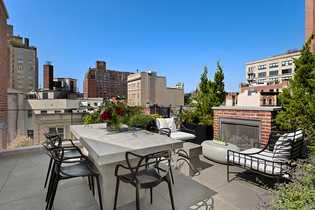 Step Inside A Historic Yet Contemporary West Village Townhouse Seeking 16 5m Outdoor