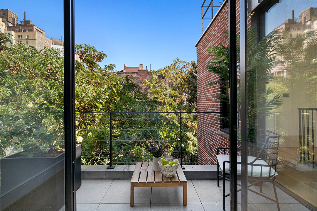Step Inside A Historic Yet Contemporary West Village Townhouse Seeking 16 5m Terrace B