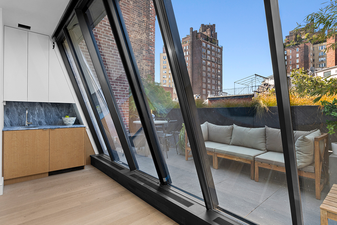 Step Inside A Historic Yet Contemporary West Village Townhouse Seeking 16 5m Terrace
