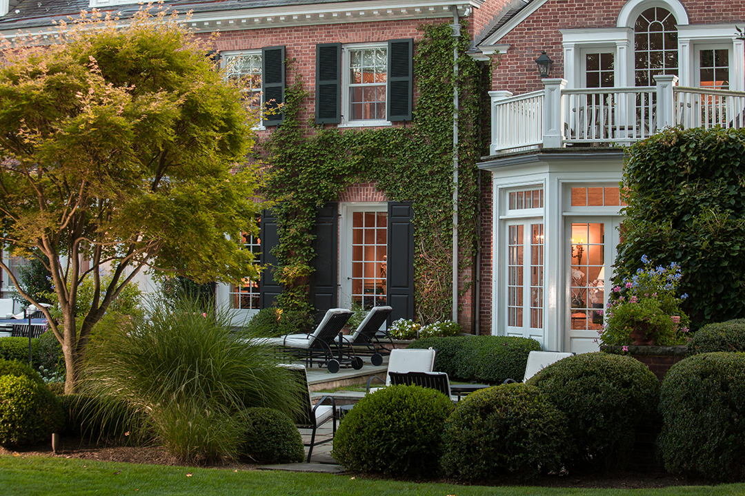 Tour The Versatile Homes Designed By Robert Dean Architects Exterior 2 Neil Landino