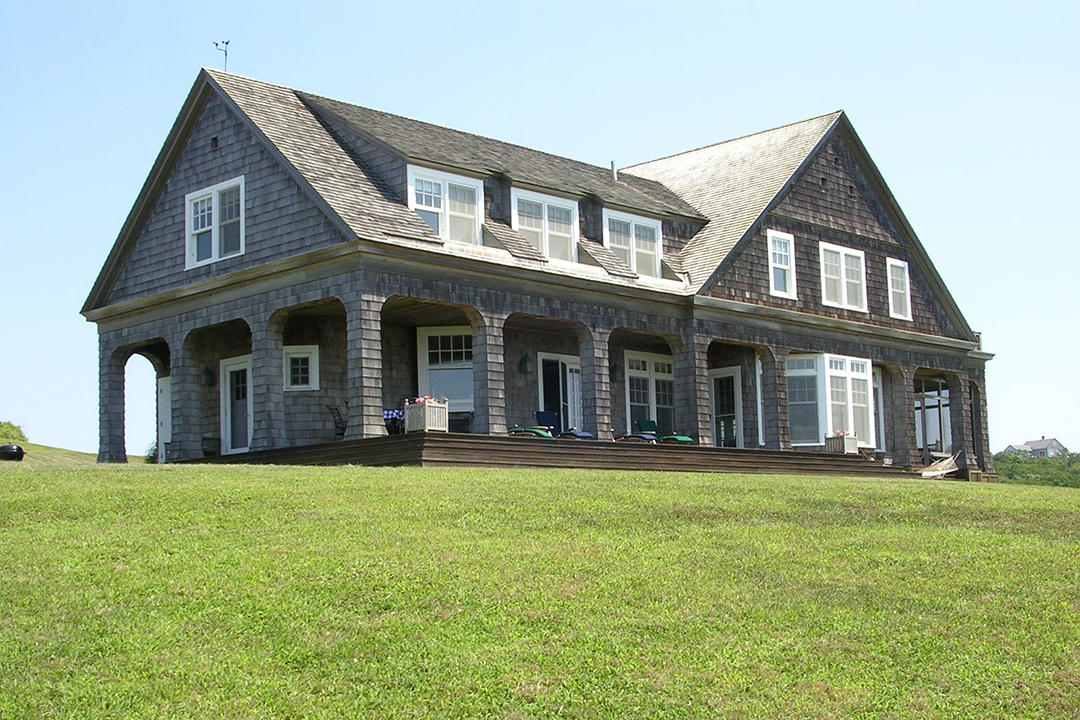 Tour The Versatile Homes Designed By Robert Dean Architects Block Island Exterior 4