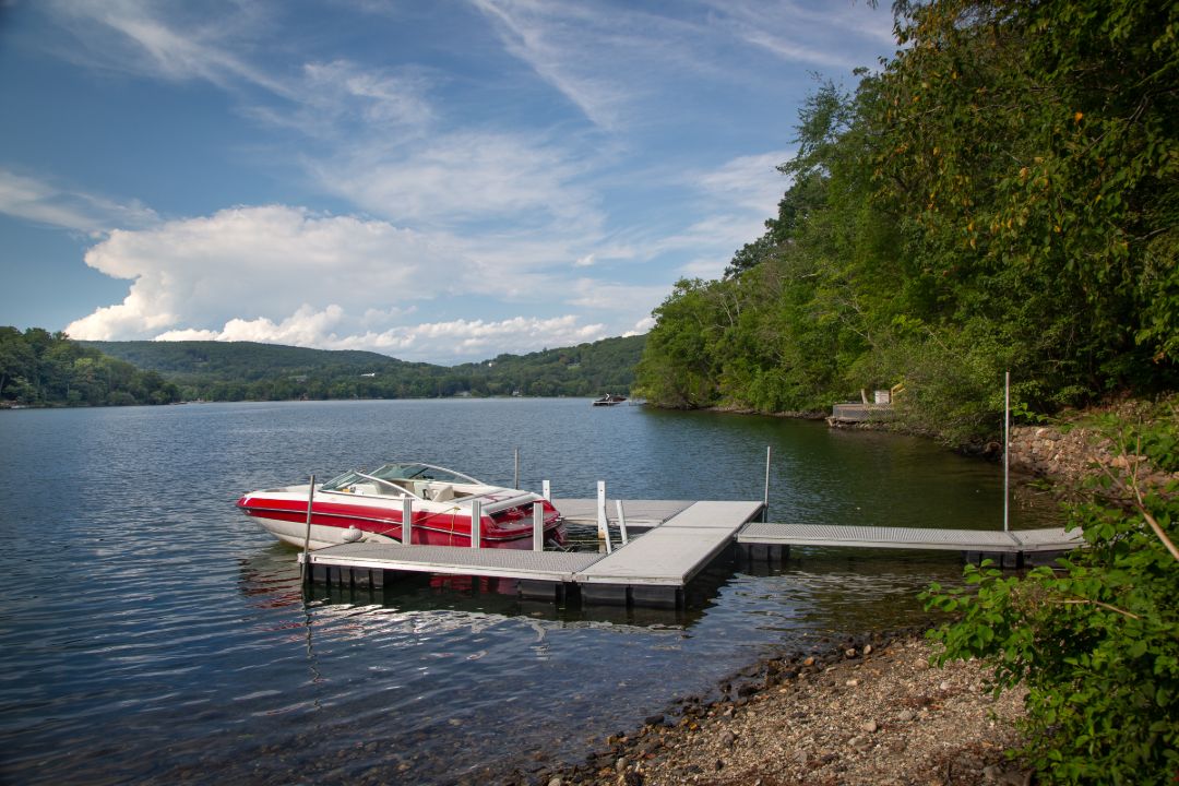 Washington Connecticut Modern Lakehouse Dock