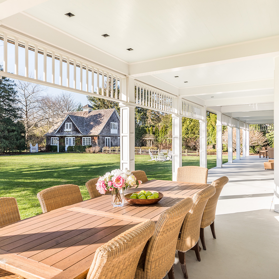 Actress Candice Bergens East Hampton Home Lists For The First Time 72 Lily Pond Lane Porch